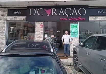 Espaço do parceiro D'Coração com detalhes, em Fundão