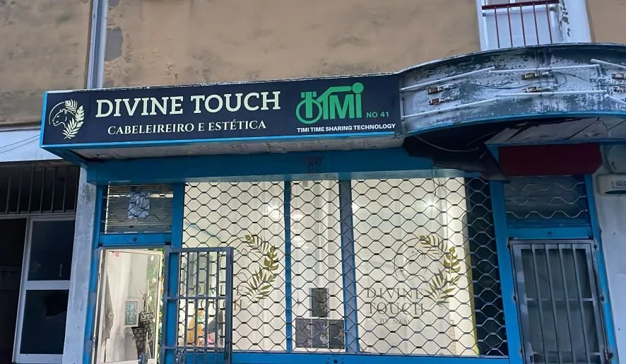 Espaço do parceiro Divine Touch, em Monte da Caparica