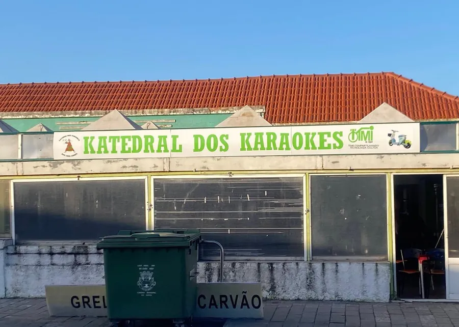Espaço do parceiro Katedral Dos Karaokes, em Moita